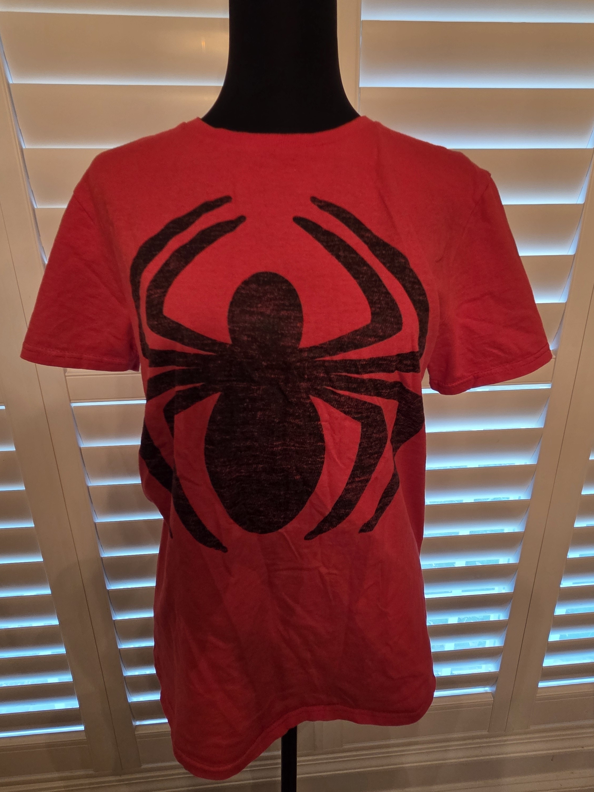 Marvel Red T-Shirt With Spider Print Size Small